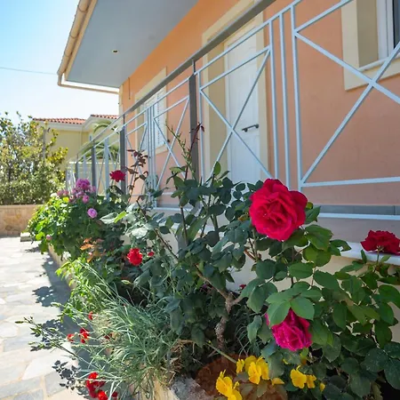 Apartament Thea Svoronata